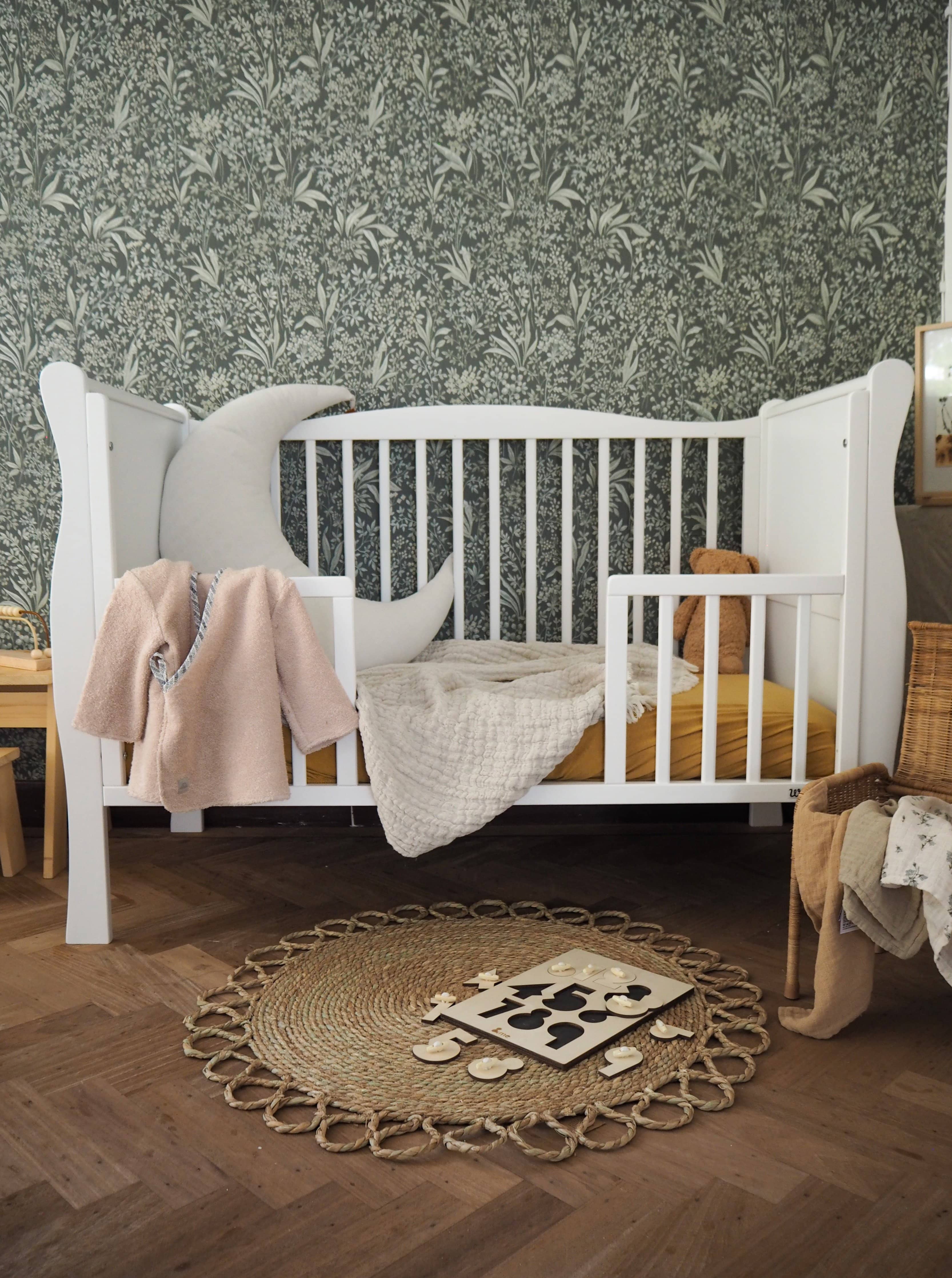 Woodies **Bundle offer** Woodies Noble White Cot + Day bed side + Mattress  - Hola BB
