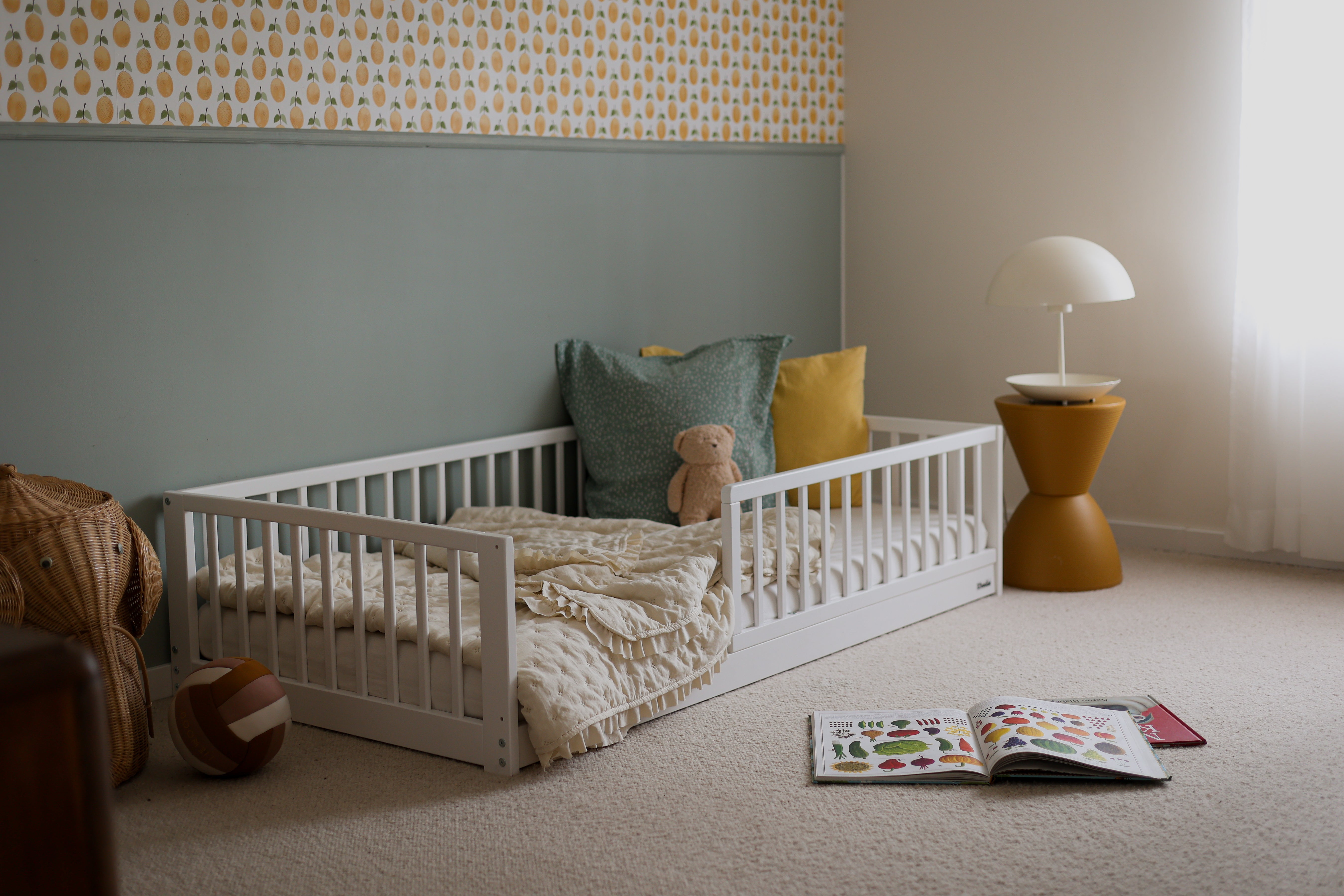 Woodies Monty Montessori Bed White