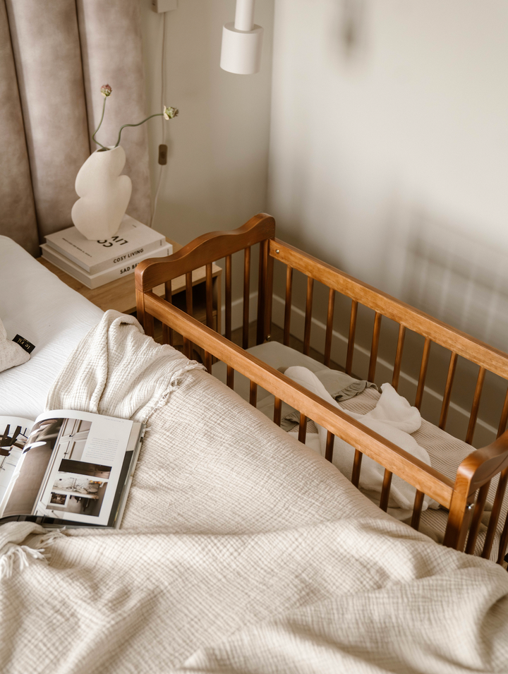 Rose Vintage Crib