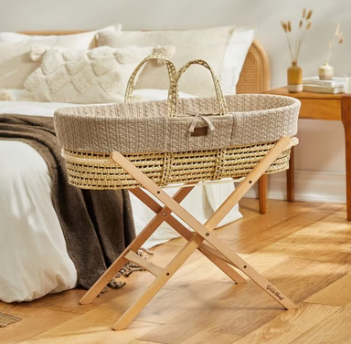 The Little Green Sheep Organic Knitted Moses Basket Set inc Natural mattress - New Edition Knitted Truffle - Hola BB