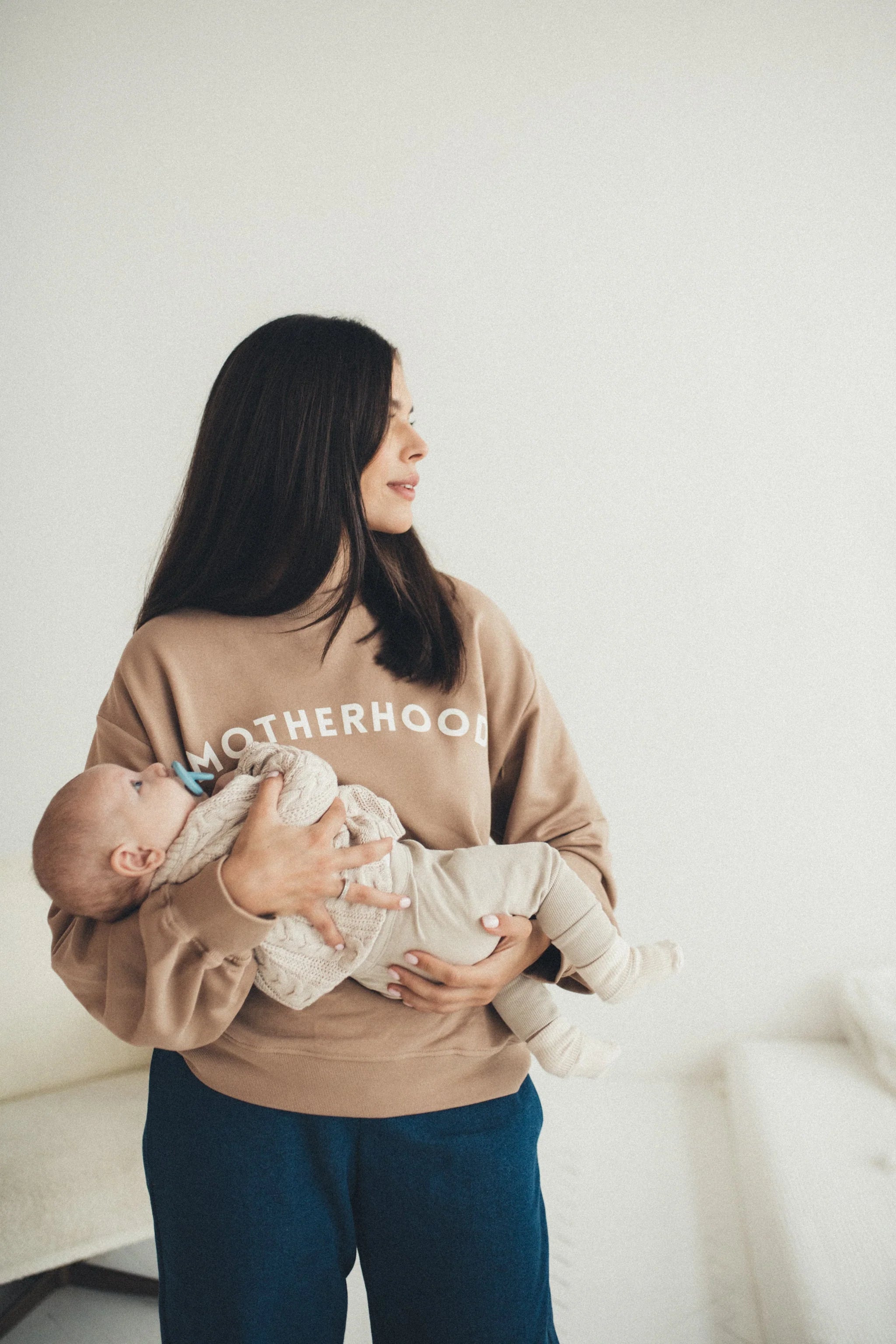 Miracle Makers Motherhood sweatshirt  - Hola BB