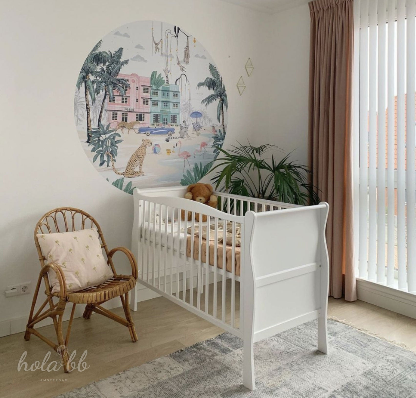 Woodies Noble Vintage Cot - White  - Hola BB