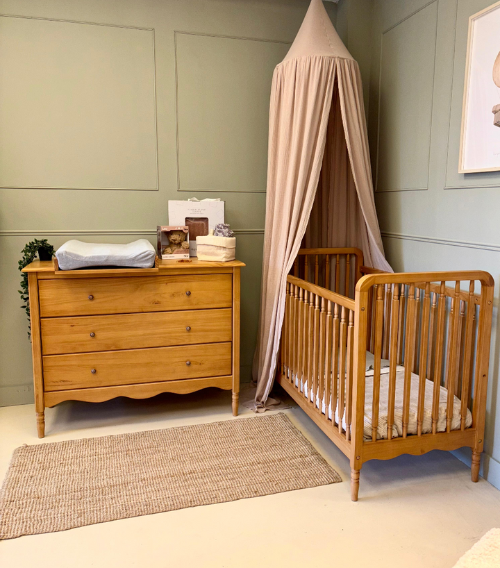 Heritage vintage dresser + optional changing top